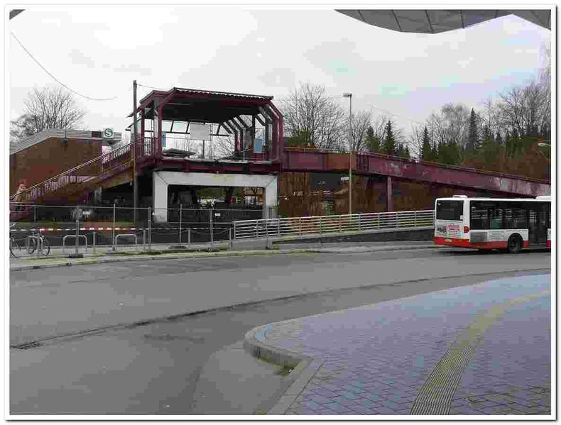 Datei:Poppenbuettel Busbahnhof 003.jpg