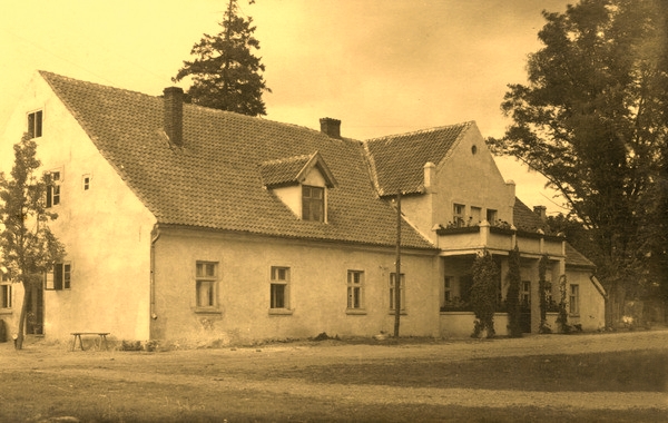 Datei:Gutshaus Eckitten um 1915.jpg