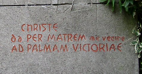 Datei:Knechtsteden Spiritaner-WK2-LateinSpruch.jpg