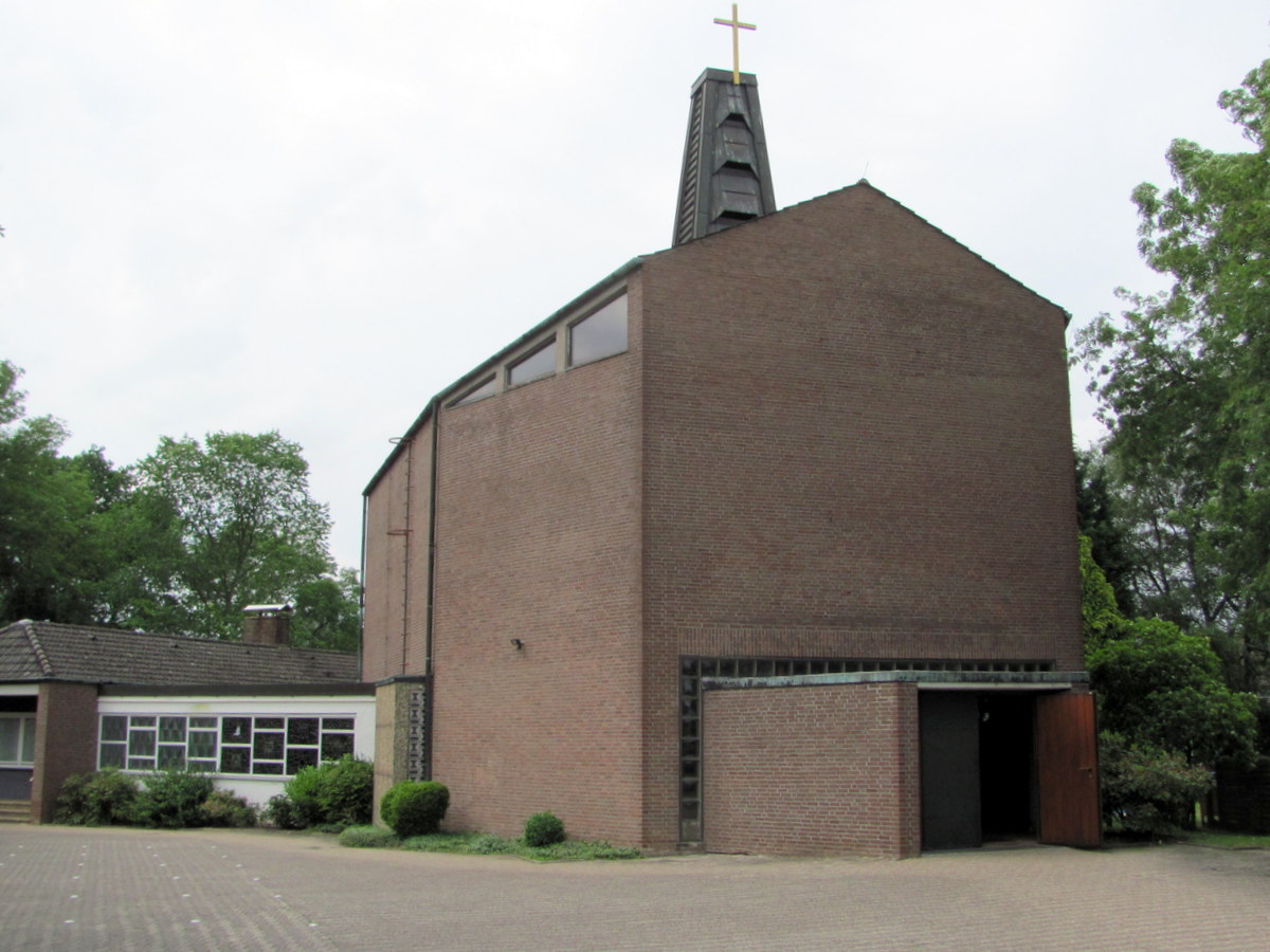 250pxKath. -Kirche Loxstedt