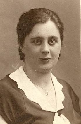 Datei:Ort Powilken Lehrerfrau Emmy Paul geb Schnell.jpg