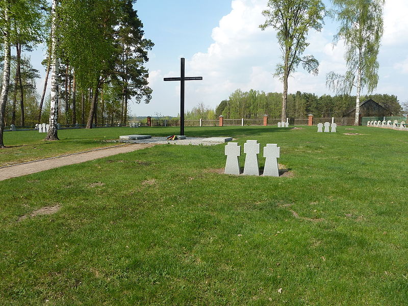 Datei:Bild Ehrenfriedhof Kudirkos Naumiestis Litauen 01.JPG