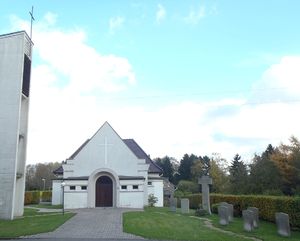 Herford Kriegerdenkmal Trinitatiskirche Falkendiek-01.jpg